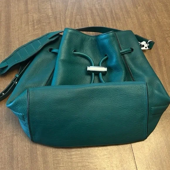 rag & bone LARGE Aston Bucket Bag - Picture 7 of 16